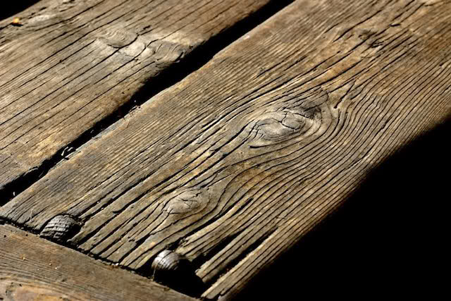 https://www.duegiviverenellegno.it/images/img-sito/gallery/il_legno_antico/200-legno-antico.jpg